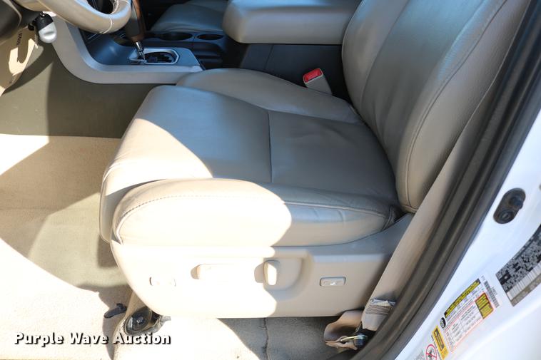 image for item DC3714 2010 Toyota Tundra Double Cab pickup truck