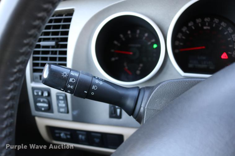 image for item DC3714 2010 Toyota Tundra Double Cab pickup truck