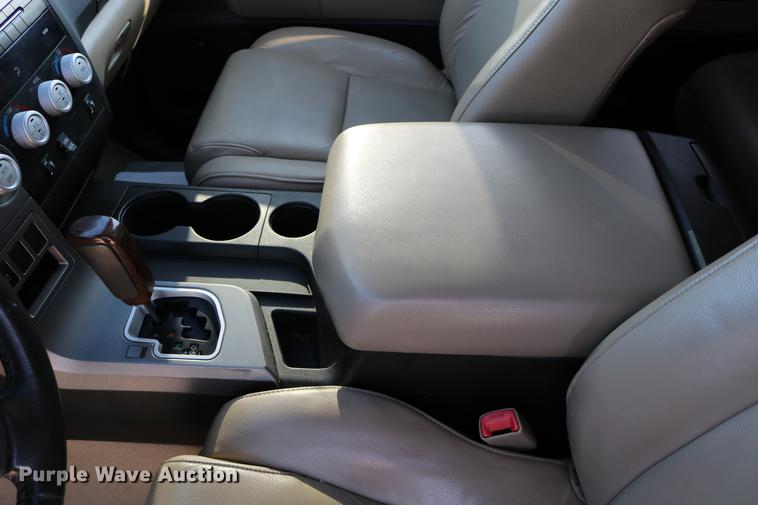 image for item DC3714 2010 Toyota Tundra Double Cab pickup truck