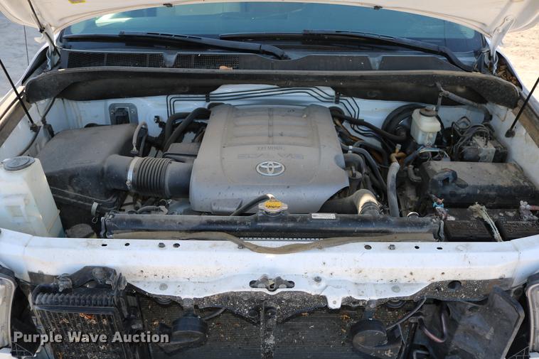 image for item DC3714 2010 Toyota Tundra Double Cab pickup truck