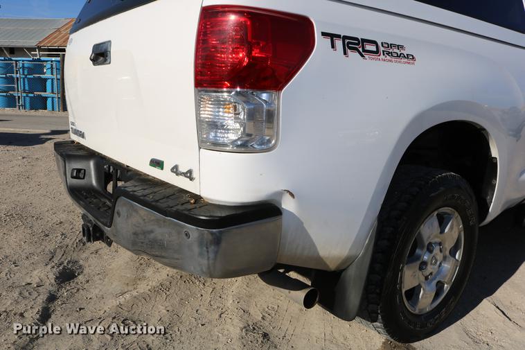 image for item DC3714 2010 Toyota Tundra Double Cab pickup truck
