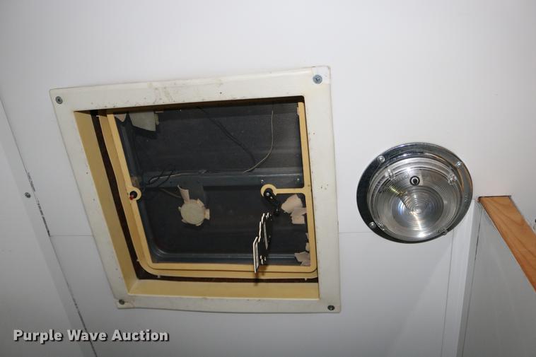 image for item DC3715 2004 enclosed cargo trailer