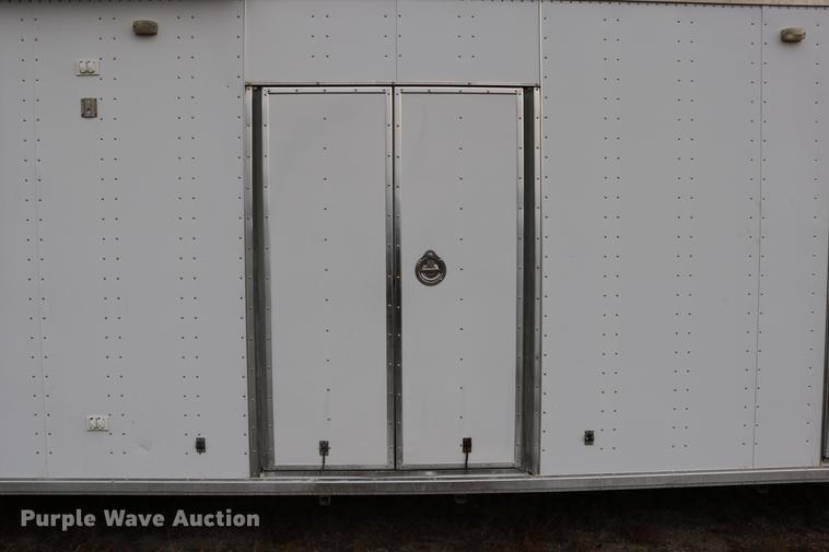 image for item DC3715 2004 enclosed cargo trailer