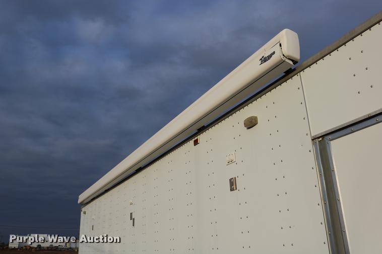 image for item DC3715 2004 enclosed cargo trailer