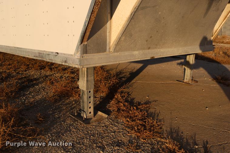 image for item DC3715 2004 enclosed cargo trailer