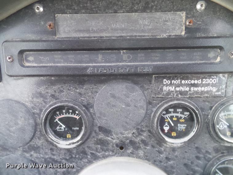 image for item DC7950 2003 Johnston 4000 street sweeper