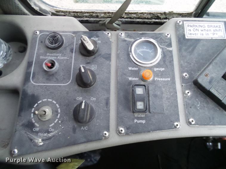 image for item DC7950 2003 Johnston 4000 street sweeper