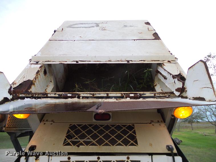 image for item DC7950 2003 Johnston 4000 street sweeper