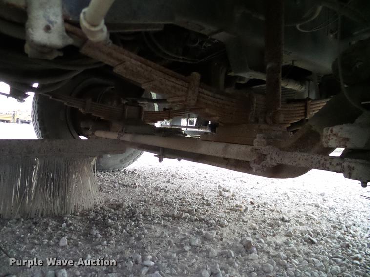 image for item DC7950 2003 Johnston 4000 street sweeper