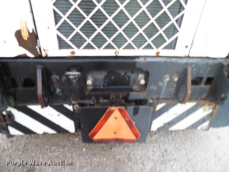 image for item DC7950 2003 Johnston 4000 street sweeper