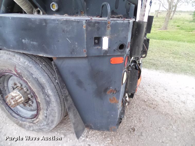 image for item DC7950 2003 Johnston 4000 street sweeper