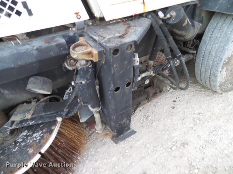 image for item DC7950 2003 Johnston 4000 street sweeper