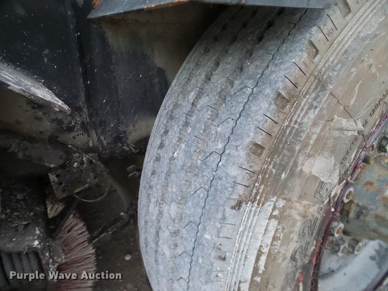 image for item DC7950 2003 Johnston 4000 street sweeper