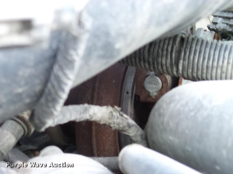 image for item DC7951 2005 International 4200 street sweeper truck