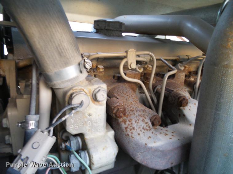 image for item DC7951 2005 International 4200 street sweeper truck