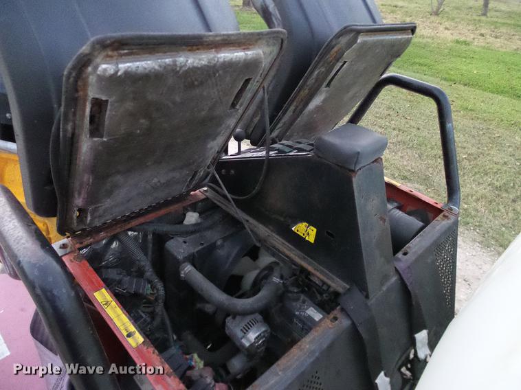 image for item DC7952 2008 Toro Multipro 5700D sprayer