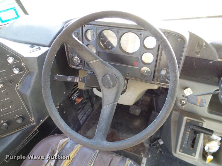 image for item DC7959 1998 Freightliner FS65 Blue Bird school bus