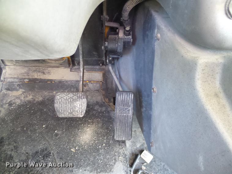 image for item DC7959 1998 Freightliner FS65 Blue Bird school bus