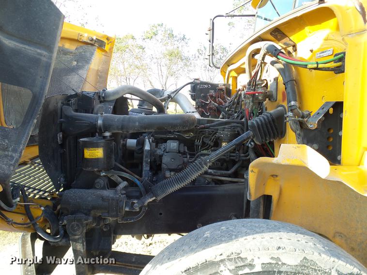 image for item DC7959 1998 Freightliner FS65 Blue Bird school bus