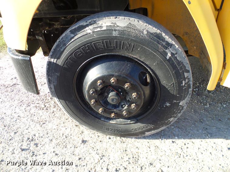 image for item DC7959 1998 Freightliner FS65 Blue Bird school bus