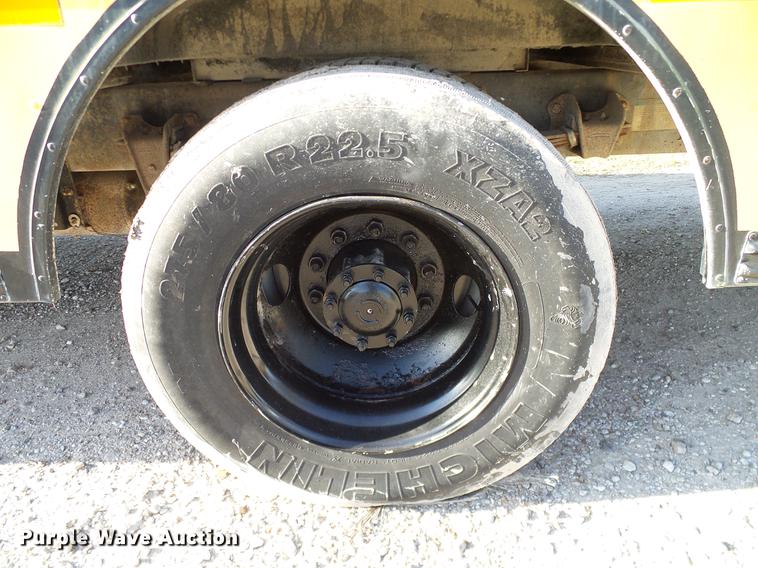 image for item DC7959 1998 Freightliner FS65 Blue Bird school bus