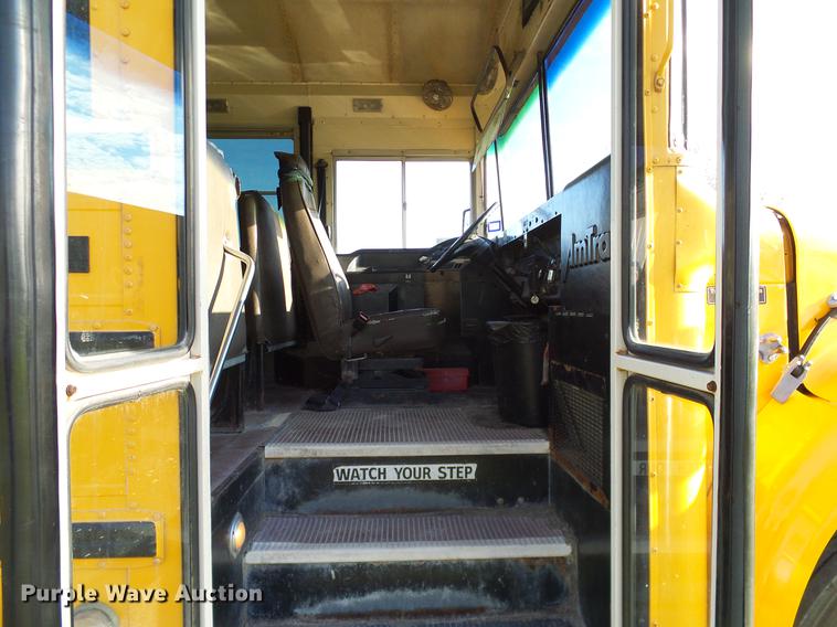 image for item DC7960 1998 International 3800 Amtran school bus
