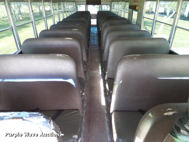 image for item DC7960 1998 International 3800 Amtran school bus