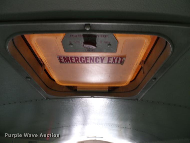 image for item DC7960 1998 International 3800 Amtran school bus