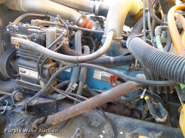 image for item DC7960 1998 International 3800 Amtran school bus