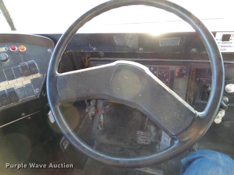 image for item DC7962 1998 International 3800 Amtran school bus