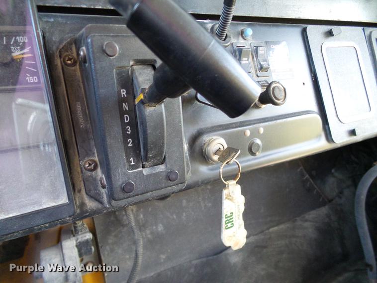 image for item DC7962 1998 International 3800 Amtran school bus