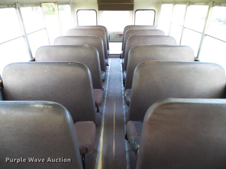 image for item DC7962 1998 International 3800 Amtran school bus