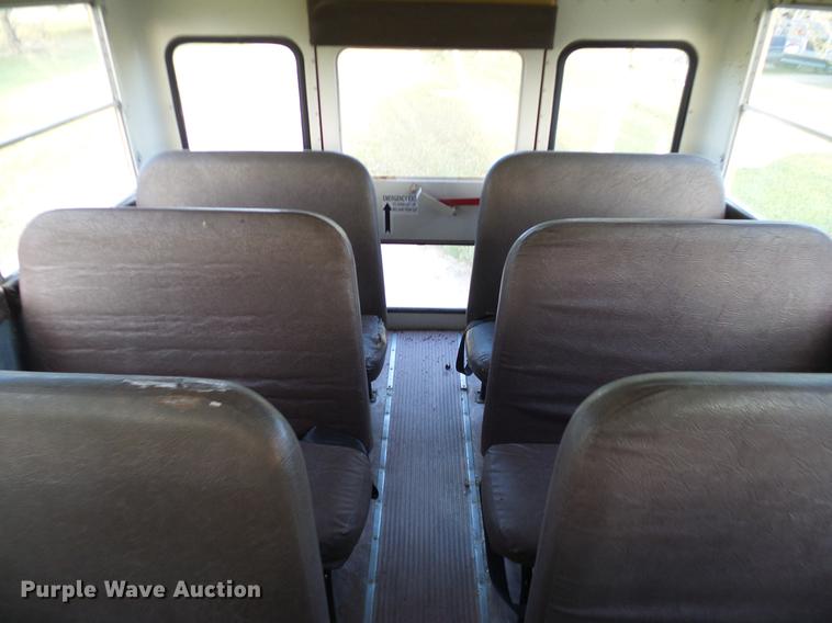 image for item DC7962 1998 International 3800 Amtran school bus