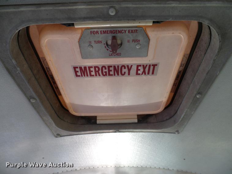 image for item DC7962 1998 International 3800 Amtran school bus