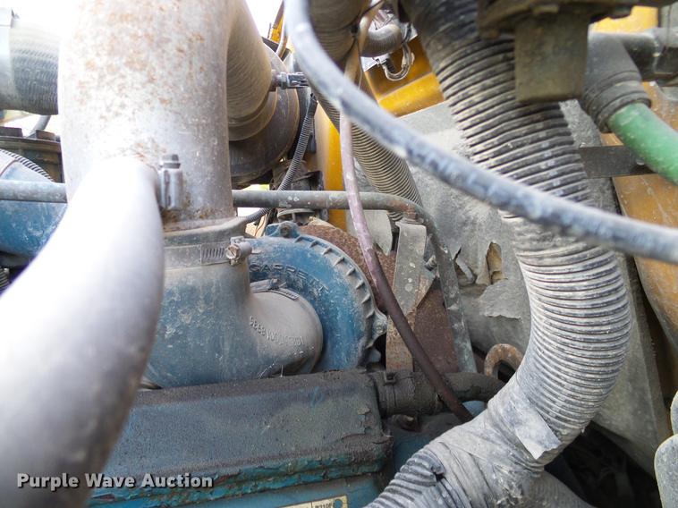 image for item DC7962 1998 International 3800 Amtran school bus