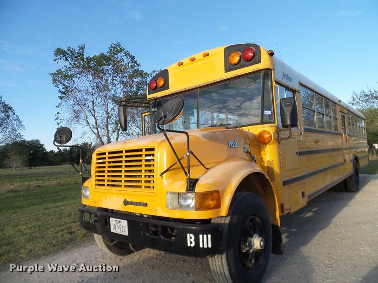 image for item DC7962 1998 International 3800 Amtran school bus