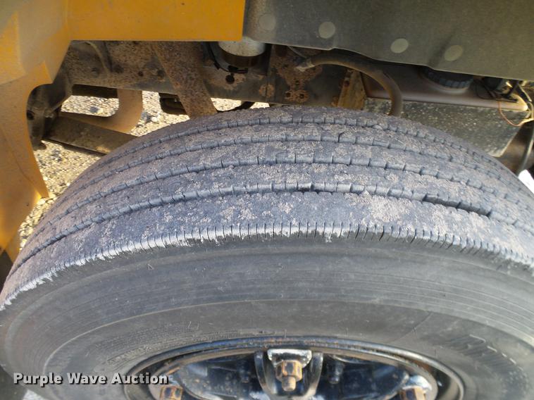 image for item DC7962 1998 International 3800 Amtran school bus