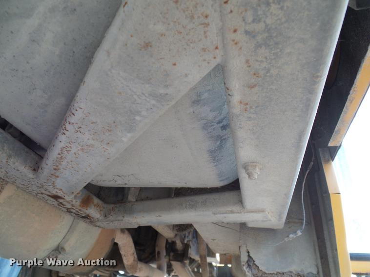 image for item DC7962 1998 International 3800 Amtran school bus