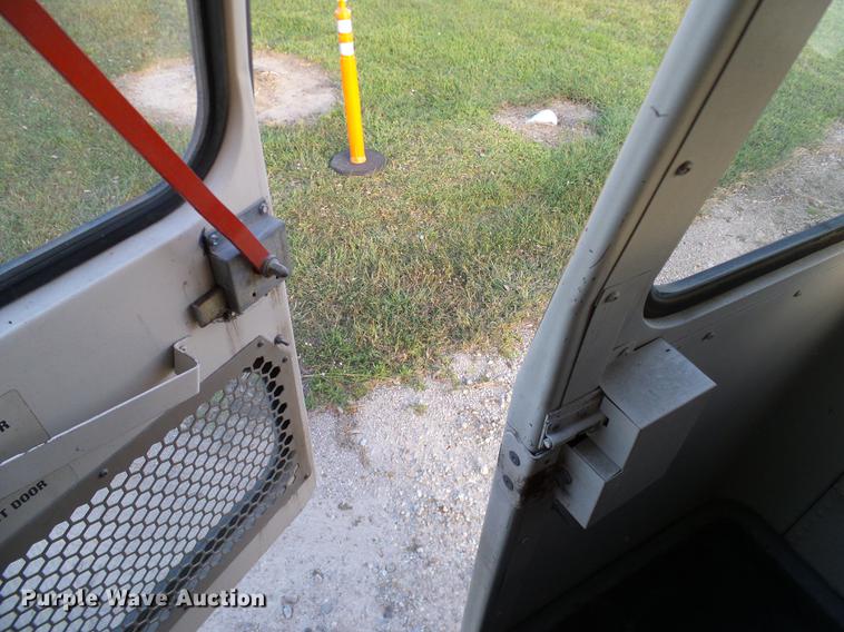 image for item DC7963 1997 International 3800 Blue Bird school bus