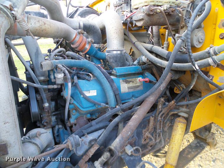 image for item DC7963 1997 International 3800 Blue Bird school bus