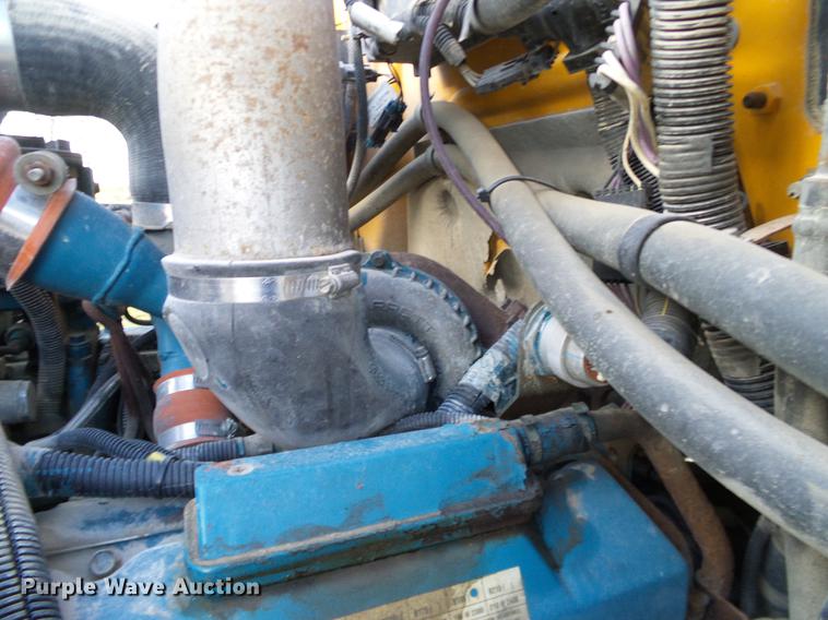 image for item DC7963 1997 International 3800 Blue Bird school bus