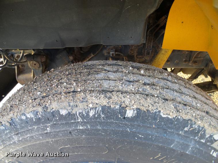 image for item DC7963 1997 International 3800 Blue Bird school bus