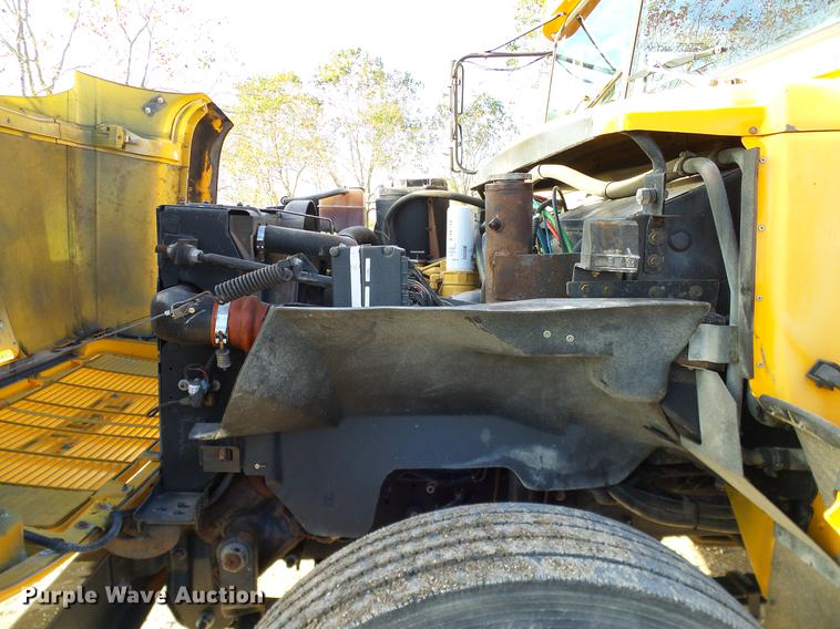 image for item DC7964 1999 GMC Blue Bird school bus