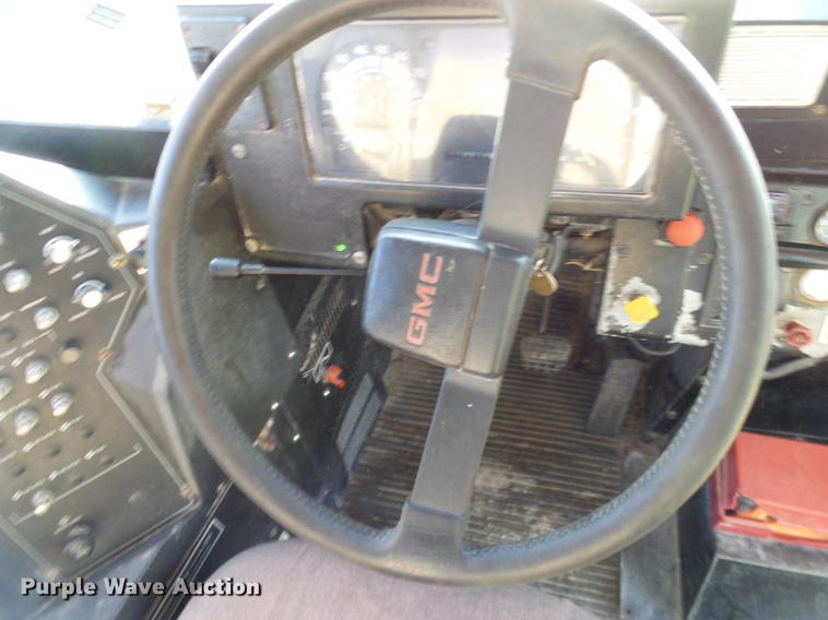 image for item DC7965 1997 GMC Blue Bird school bus