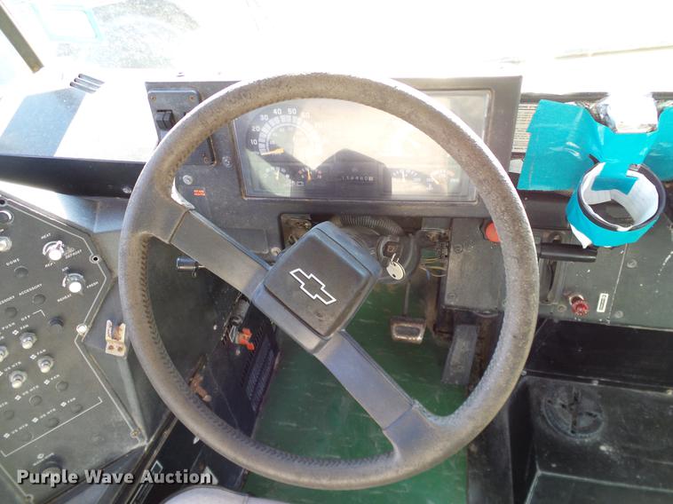 image for item DC7966 1998 Chevrolet Blue Bird school bus