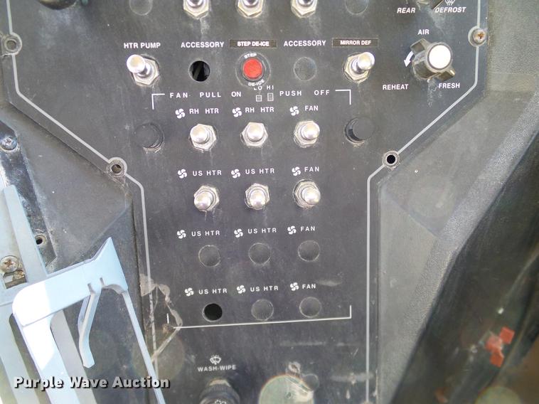 image for item DC7968 1999 GMC B7 school bus