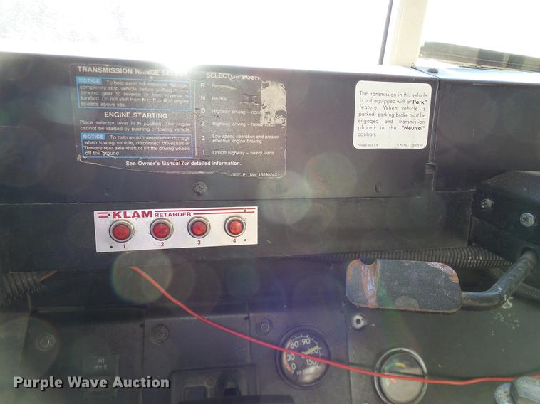 image for item DC7968 1999 GMC B7 school bus