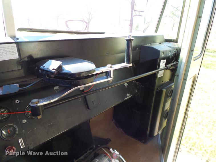 image for item DC7968 1999 GMC B7 school bus