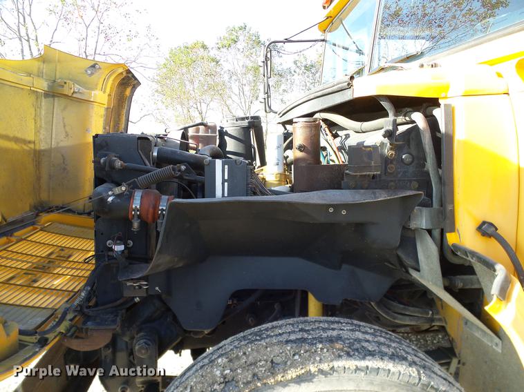 image for item DC7968 1999 GMC B7 school bus