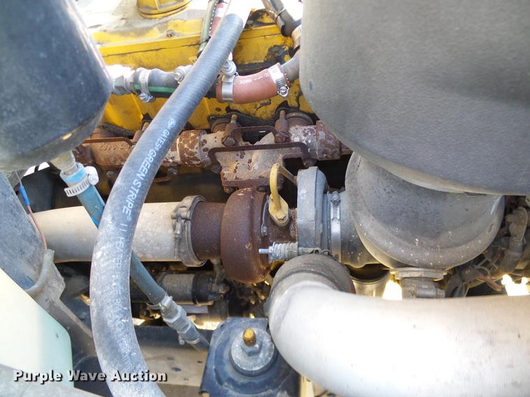 image for item DC7968 1999 GMC B7 school bus